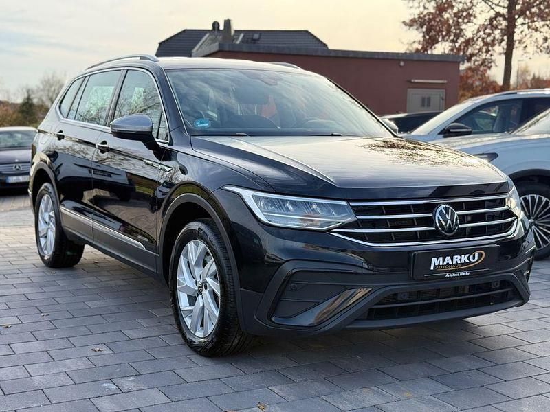 Gebraucht VW Tiguan Allspace Life 200 PS (147 kW) 2022 Schwarz SUV