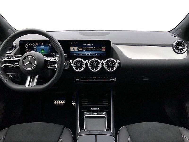 Gebraucht Mercedes GLA250 163 PS (119 kW) 2025 Weiss unilack polarweiss SUV