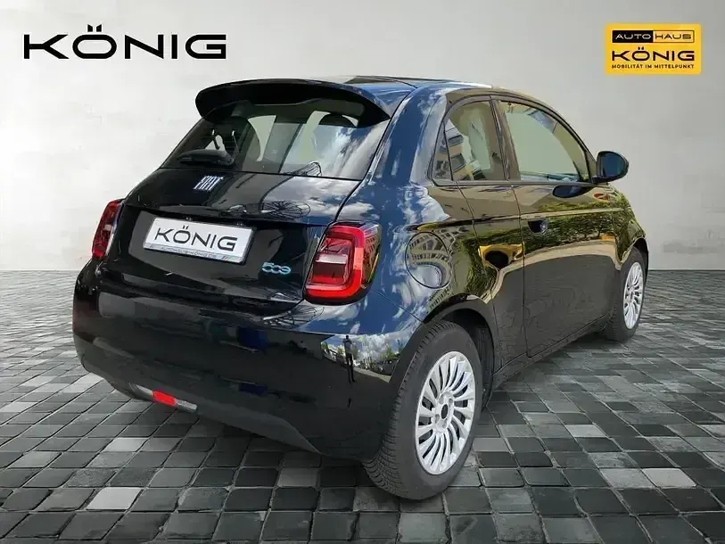 Gebraucht Fiat 500e 86 kW (118 PS) 2023 Schwarz Limousine