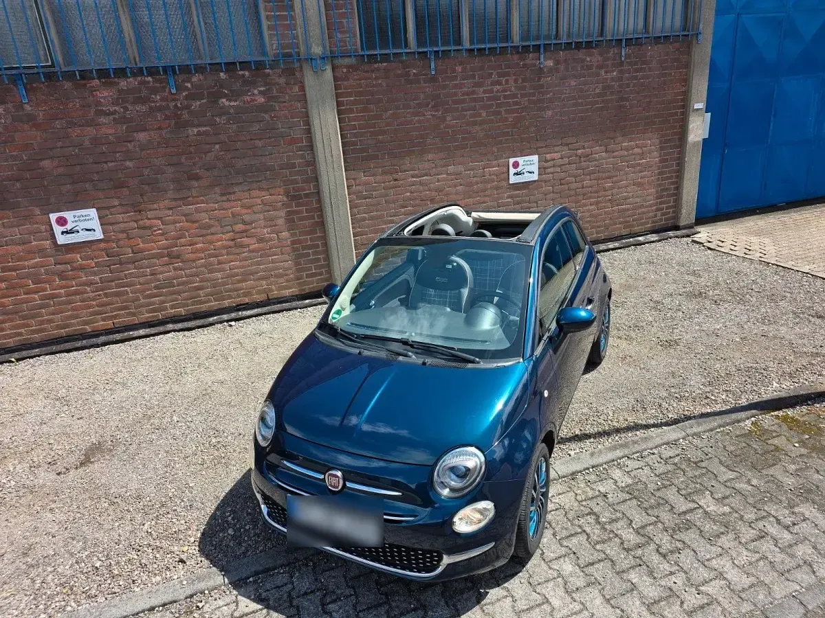 Używany Fiat 500C Lounge 69 KM (50 kW) 2017 Niebieski Kabriolet