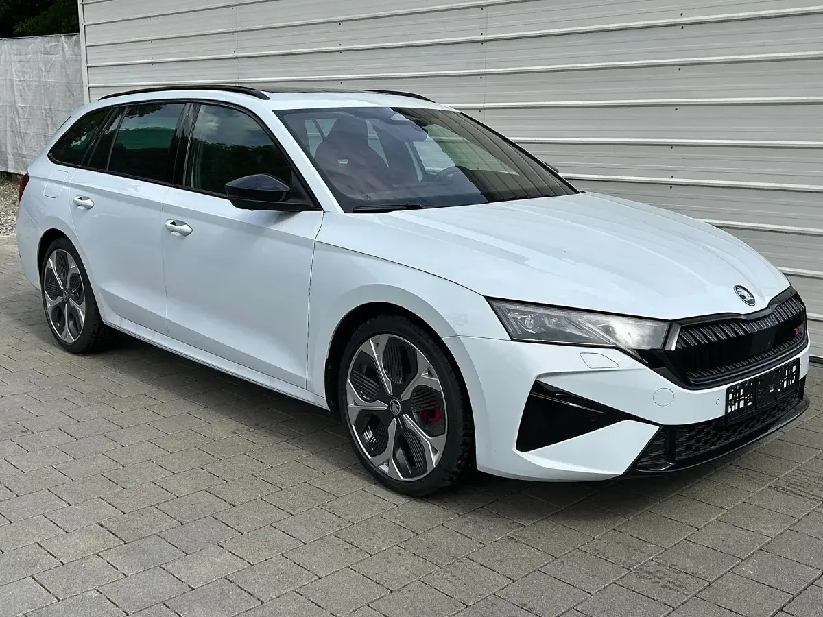 Gebraucht Skoda Octavia RS 265 PS (194 kW) 2026 Kombi