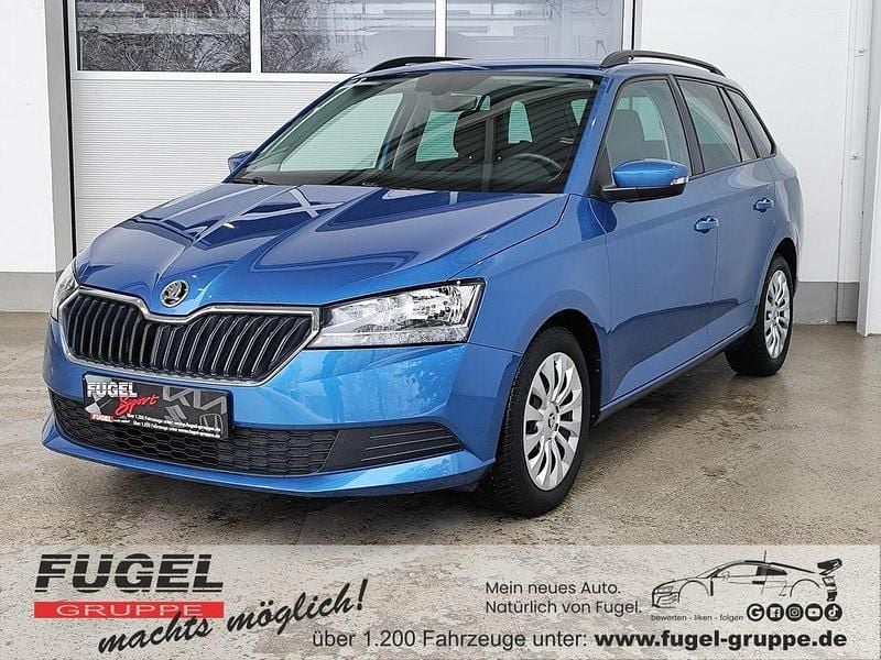 Gebraucht Skoda Fabia Ambition 95 PS (69 kW) 2022 Raceblau metallic Kleinwagen