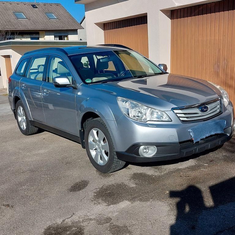 Gebraucht Subaru Outback Comfort 167 PS (122 kW) 2012 Silber Kombi
