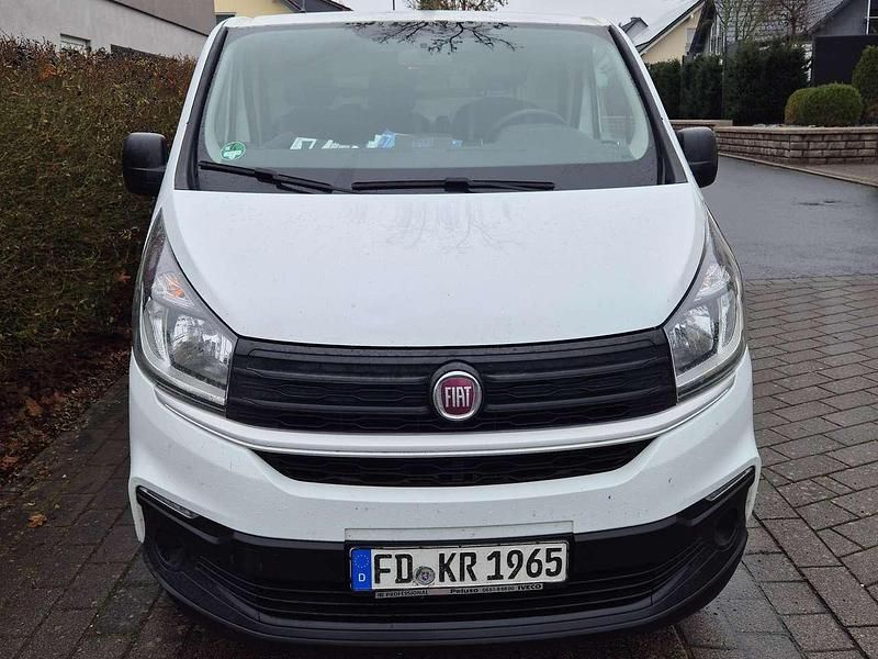 Gebraucht Fiat Talento Basis 120 PS (88 kW) 2017 Weiß Van / Kleinbus