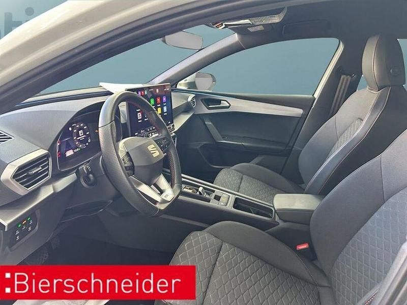 Second-hand Seat Leon 150 CP (110 kW) 2025 Alb Hatchback