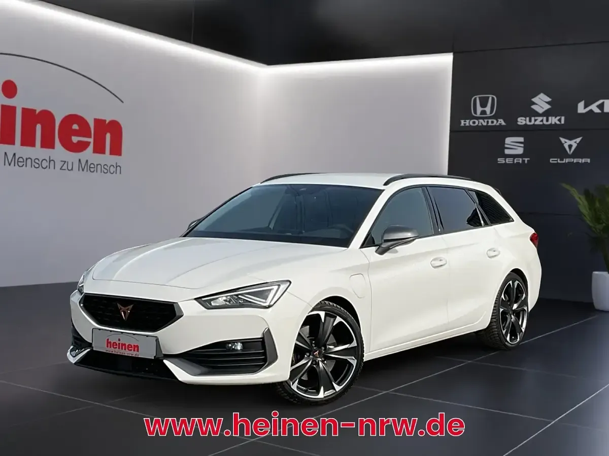 Usata Cupra Leon 245 CV (180 kW) 2021 Bianco Station wagon