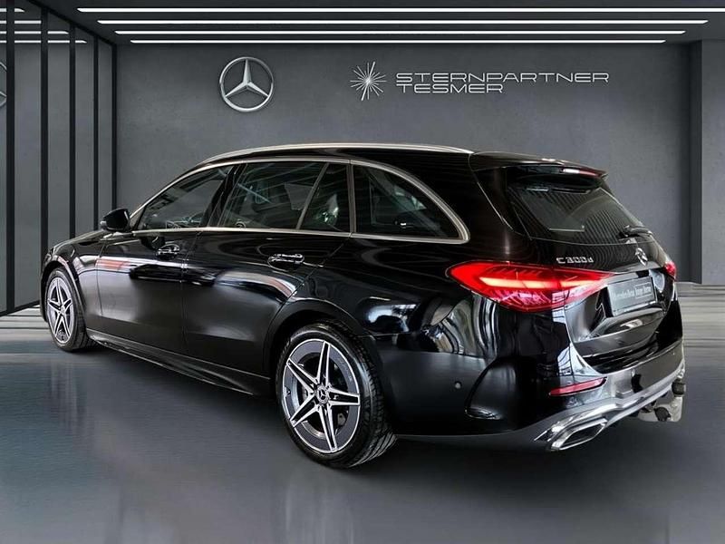 Gebraucht Mercedes C300 AMG 265 PS (194 kW) 2025 Schwarz Limousine