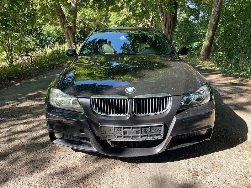 Gebraucht BMW 330 M Sport 231 PS (169 kW) 2005 Schwarz Kombi