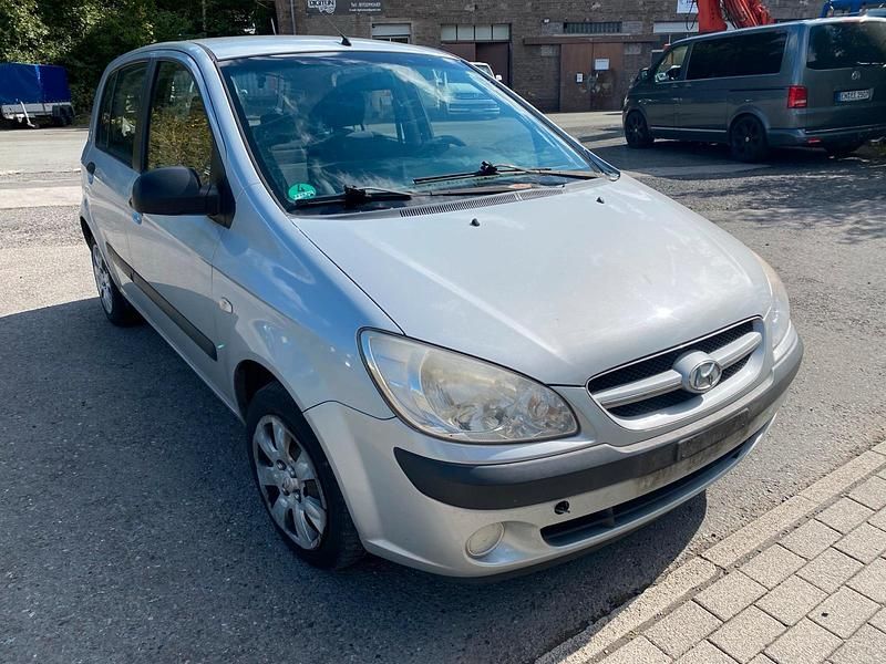 Silber Gebraucht 2007 Hyundai Getz Kleinwagen | 300 € (Superpreis) - Bild 1/4
