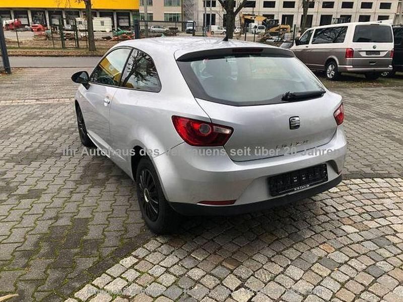 Gebraucht Seat Ibiza Stylance 69 PS (50 kW) 2011 Silber Kleinwagen