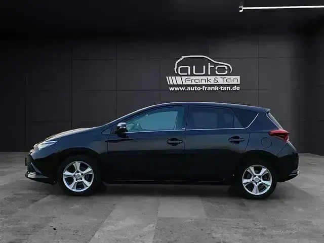 Gebraucht Toyota Auris Edition-S 116 PS (85 kW) 2017 Schwarz Limousine