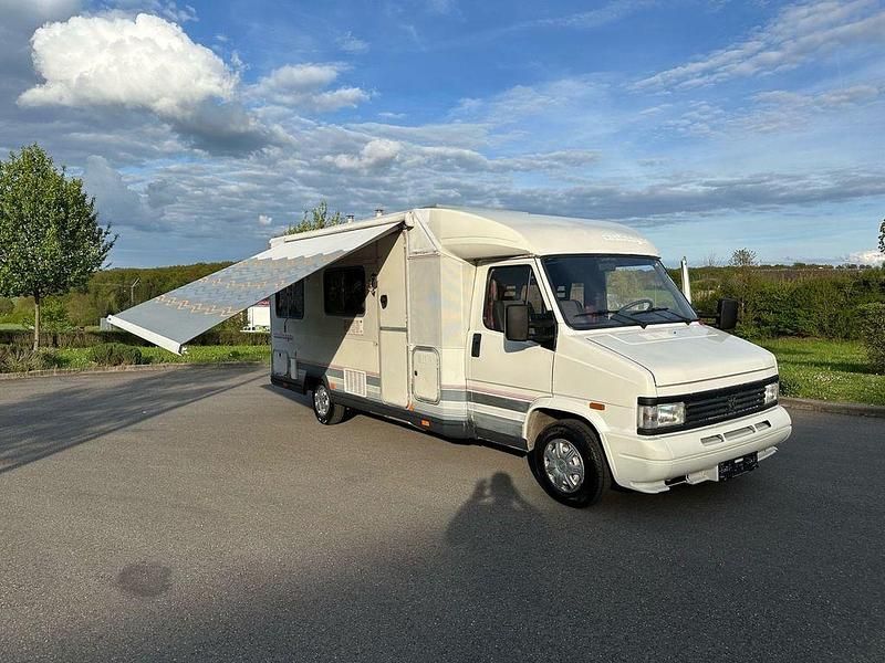 Weiß Gebraucht 1994 Peugeot Traveller Van / Kleinbus | 11.900 € - Bild 1/4