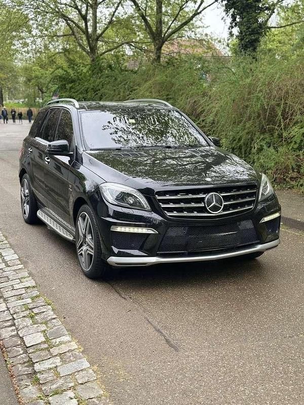 Gebraucht 2012 Mercedes ML63 AMG AMG SUV | 22.000 € (Superpreis) - Bild 1/4