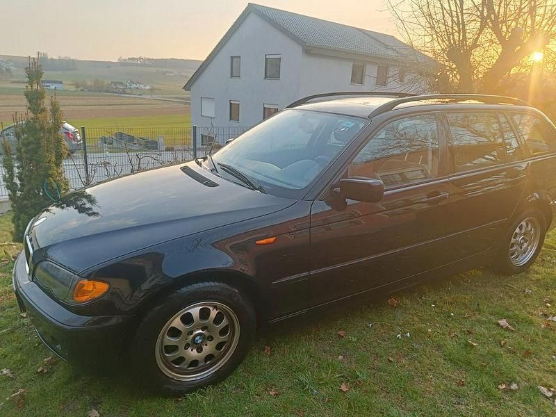 Gebraucht BMW 316 116 PS (85 kW) 2005 Schwarz Kombi
