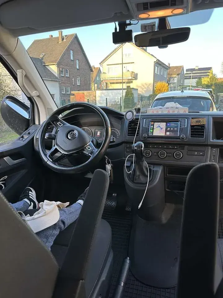 Gebraucht VW Caravelle Comfortline 204 PS (150 kW) 2016 Grau Van