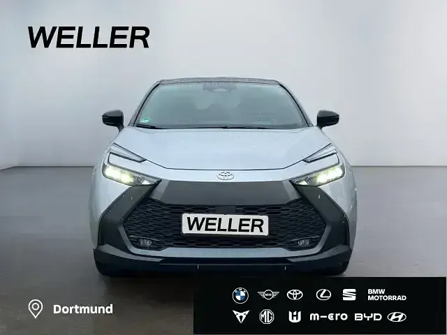 Neu Toyota C-HR 140 PS (102 kW) 2025 Silber SUV