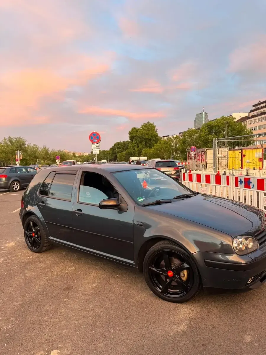 Gebraucht VW Golf IV 150 PS (110 kW) 2001 Grau Limousine