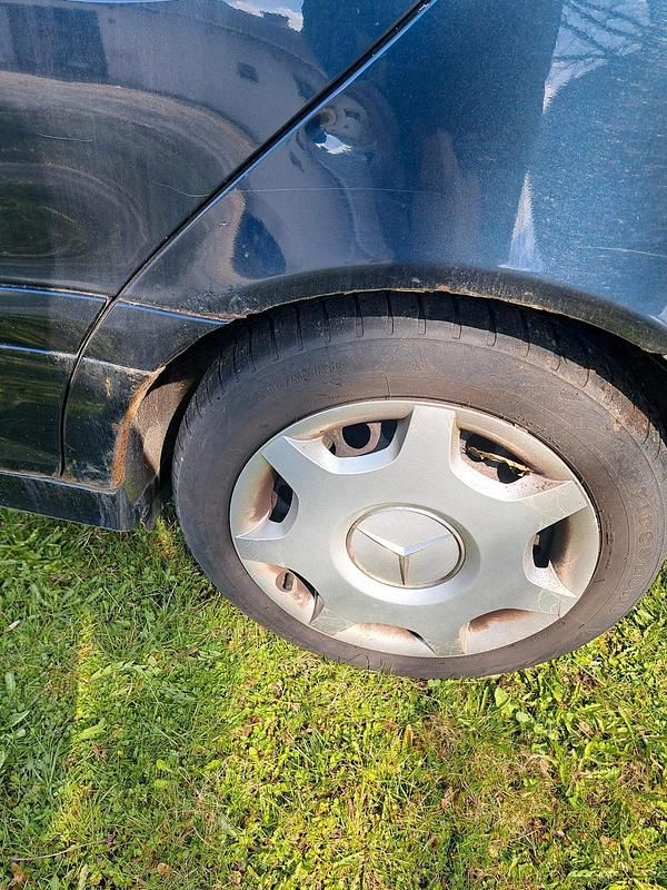 Gebraucht Mercedes C180 143 PS (105 kW) 2004 Schwarz Kombi