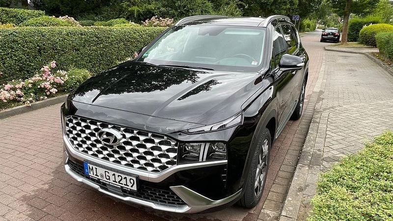 Schwarz Gebraucht 2022 Hyundai Santa Fe Prime SUV | 33.500 € (Superpreis) - Bild 1/4