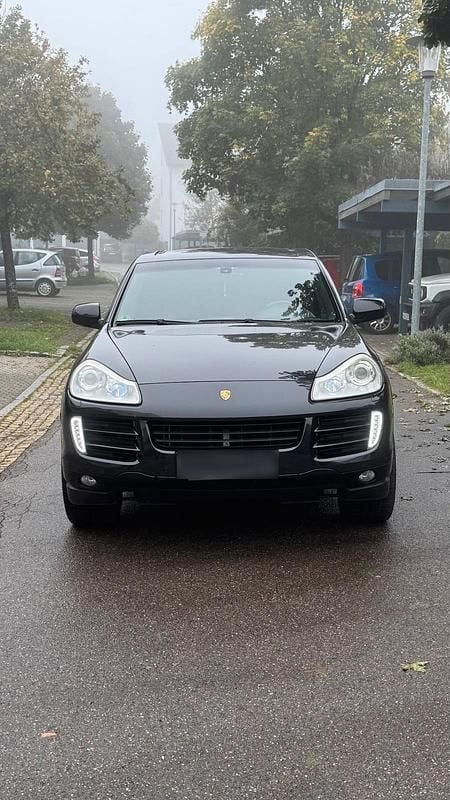 Second-hand Porsche Cayenne 290 CP (213 kW) 2007 Negru SUV