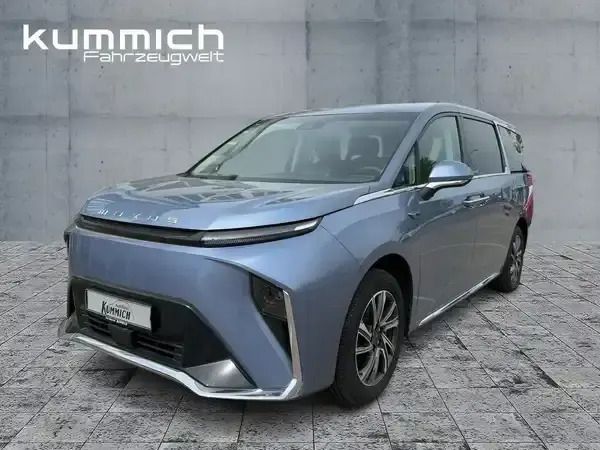 Mica blue exterior (met) (blau) Neu 2025 Maxus MIFA 9 Van / Kleinbus | 64.990 € (Teuer) - Bild 1/4