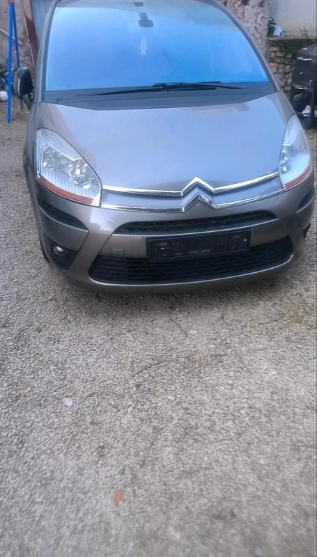 Second-hand Citroën C4 Picasso 120 CP (88 kW) 2009 Maro Monovolum