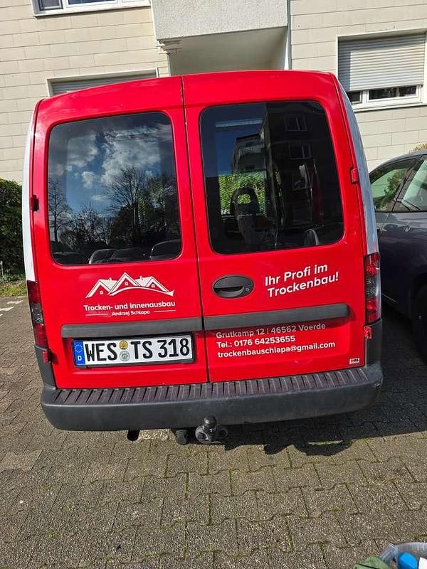 Gebraucht Opel Combo 75 PS (55 kW) 2010 Rot Van / Kleinbus