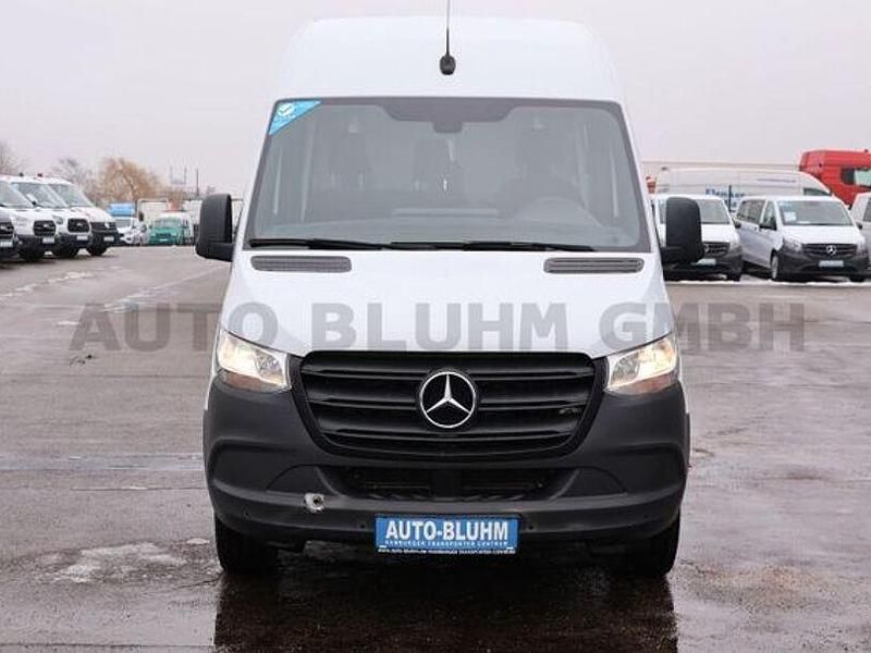 Gebraucht Mercedes Sprinter 143 PS (105 kW) 2021 Arktikweiss Van