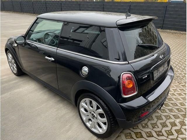 Second-hand Mini Cooper Chili 174 CP (127 kW) 2010 Hatchback