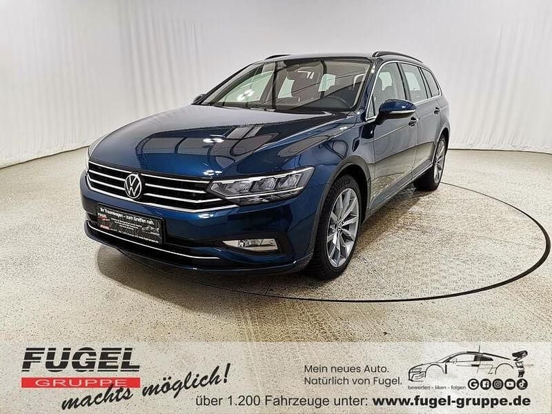 Gebraucht VW Passat Business 200 PS (147 kW) 2023 Aquamarinblau metallic Kombi