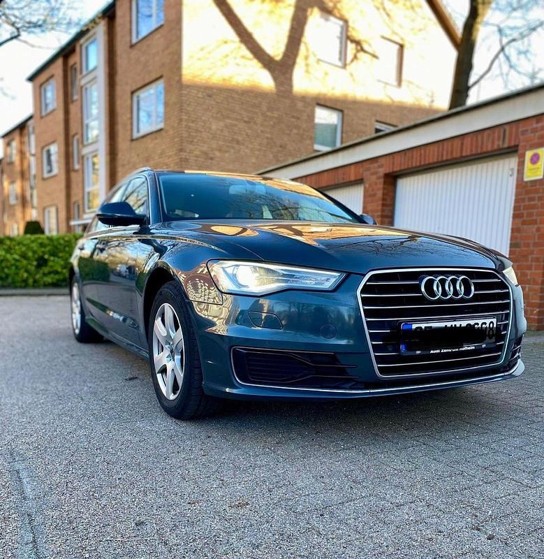 Gebraucht Audi A6 Ambiente 190 PS (139 kW) 2016 Blau Kombi
