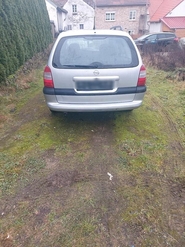 Silber Gebraucht 1997 Opel Vectra Kombi | 1.150 € (Fairer Preis) - Bild 1/4