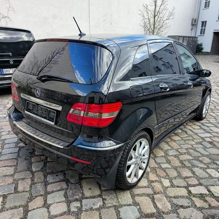 Gebraucht Mercedes B200 193 PS (141 kW) 2007 Schwarz Van / Kleinbus