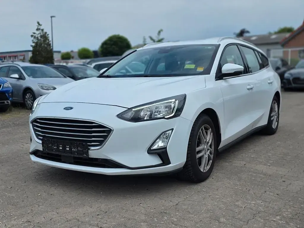 Gebraucht Ford Focus 125 PS (91 kW) 2020 Weiß Limousine