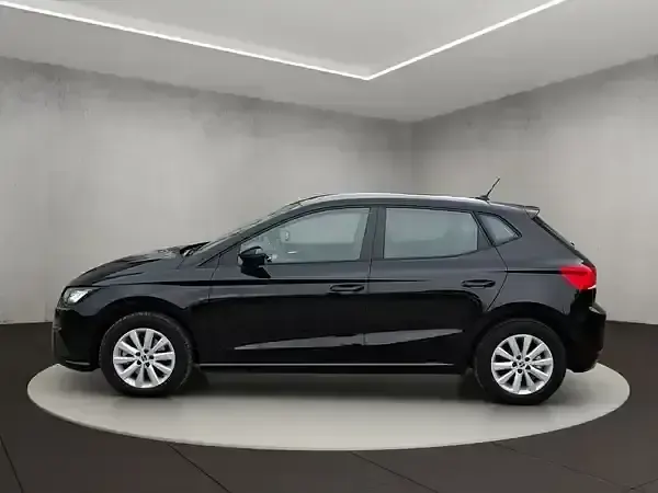 Używany Seat Ibiza Style 110 KM (80 kW) 2024 Czarny Hatchback