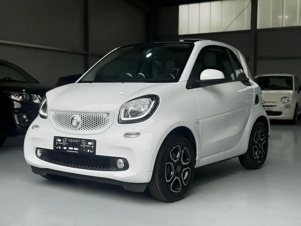 Gebraucht Smart ForTwo Coupé 71 PS (52 kW) 2016 Weiß Coupé