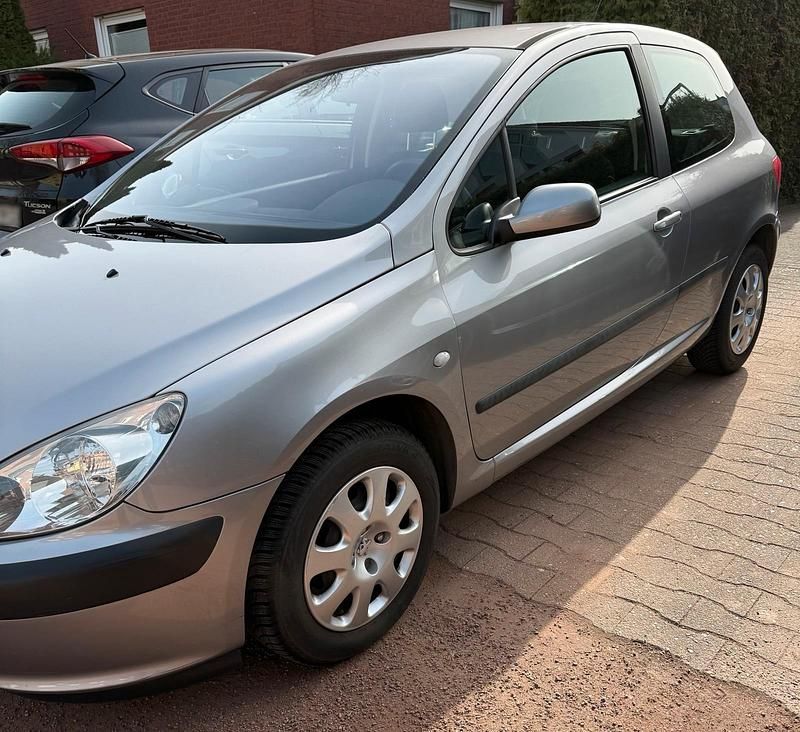 Gebraucht Peugeot 307 109 PS (80 kW) 2003 Silber Kleinwagen