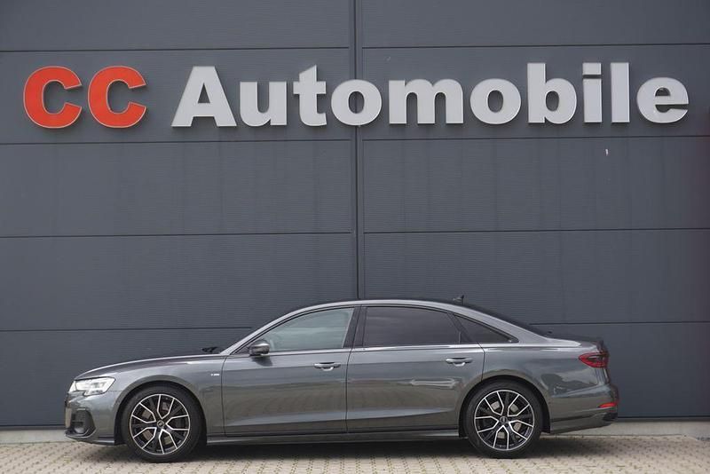 Grau Gebraucht 2023 Audi A8L S-Line Limousine | 84.980 € (Fairer Preis) - Bild 1/4