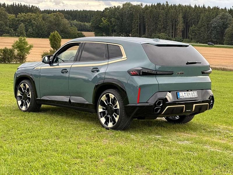 Gebraucht BMW XM 489 PS (359 kW) 2023 Cape york gruen metallic SUV