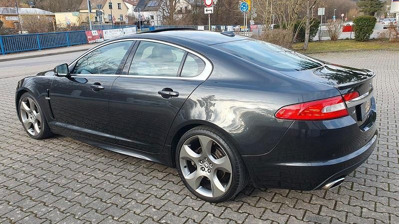 Gebraucht Jaguar XF Portfolio 275 PS (202 kW) 2011 Grau Limousine