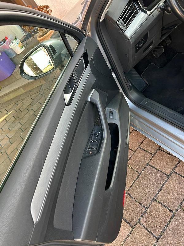 Gebraucht VW Passat Business 190 PS (139 kW) 2020 Grau Kombi