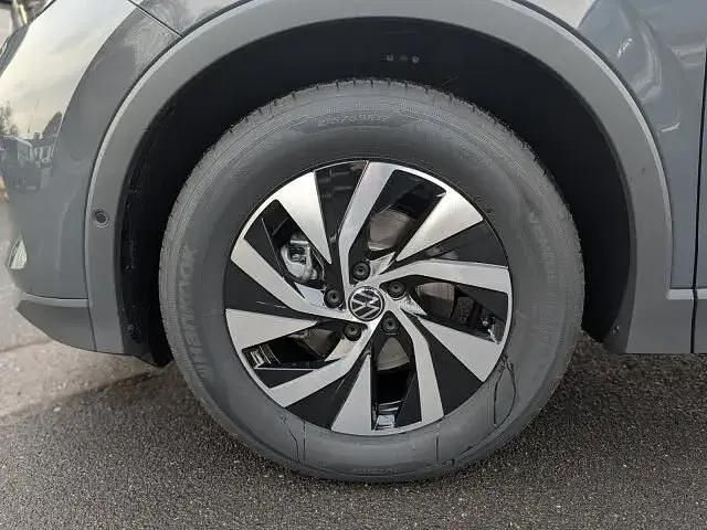 Neu VW Tiguan Design 150 PS (110 kW) 2026 Grau SUV