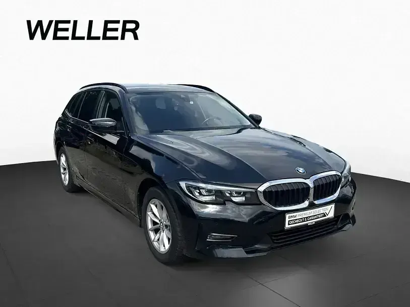 Gebraucht BMW 318 Advantage 150 PS (110 kW) 2021 Black sapphire (schwarz) Kombi