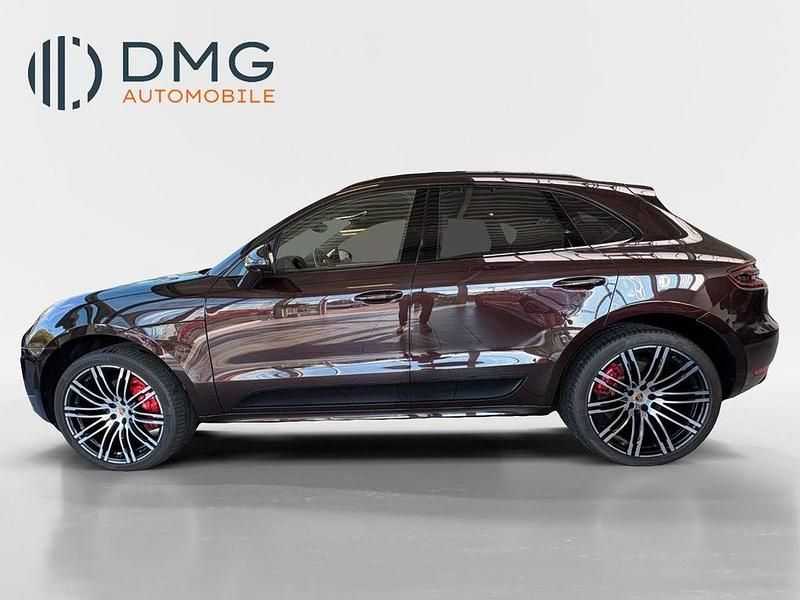 Mahagonimetallic Gebraucht 2017 Porsche Macan Turbo SUV | 39.900 € (Fairer Preis) - Bild 1/4