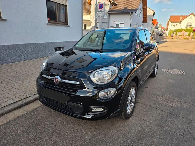 Schwarz Gebraucht 2016 Fiat 500X Pop Star SUV | 8.800 € (Fairer Preis) - Bild 1/4