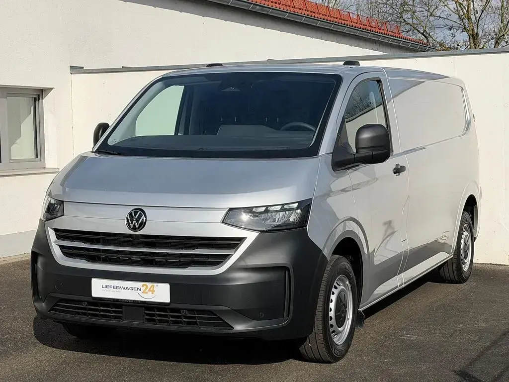 Nouă VW Transporter 150 CP (110 kW) 2025 Argintiu Van