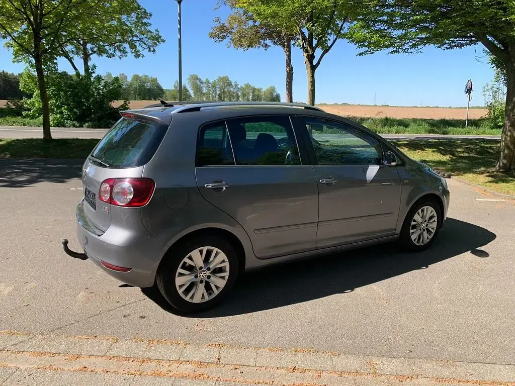Gebraucht VW Golf Plus Cross 105 PS (77 kW) 2012 Grau Van / Kleinbus