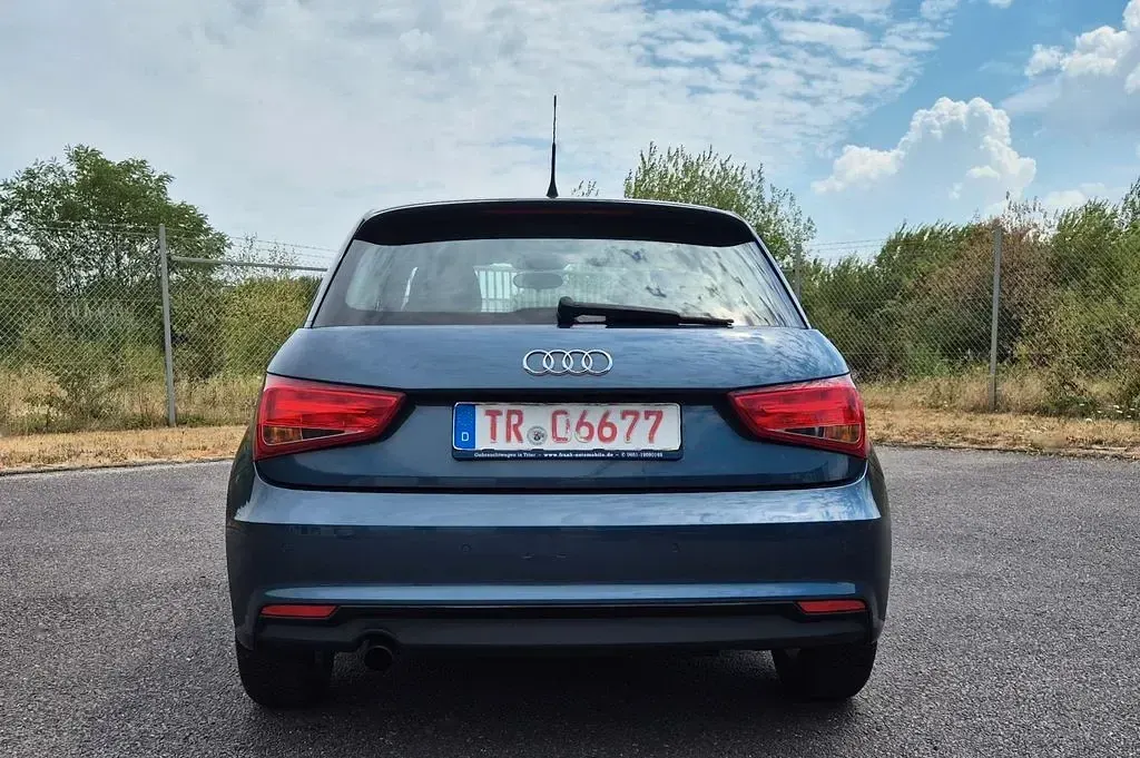 Gebraucht Audi A1 Sportback Sport 82 PS (60 kW) 2017 Blau Kleinwagen