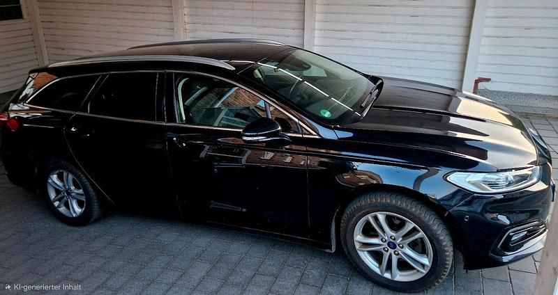 Gebraucht Ford Mondeo 150 PS (110 kW) 2019 Schwarz Kombi