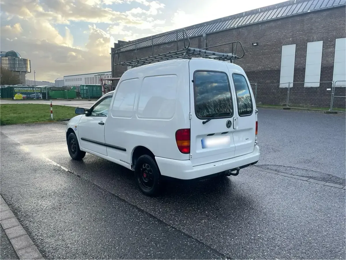 Brugt VW Caddy 60 HK (44 kW) 2002 Hvid MPV